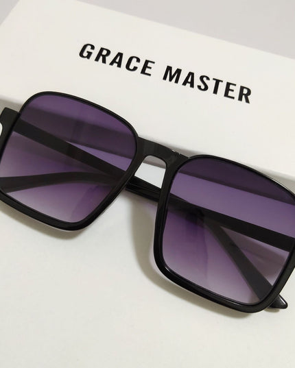 Sserein Retro Square Sunglasses